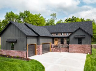 1904 Bull Run Rd, Ozark, MO 65721