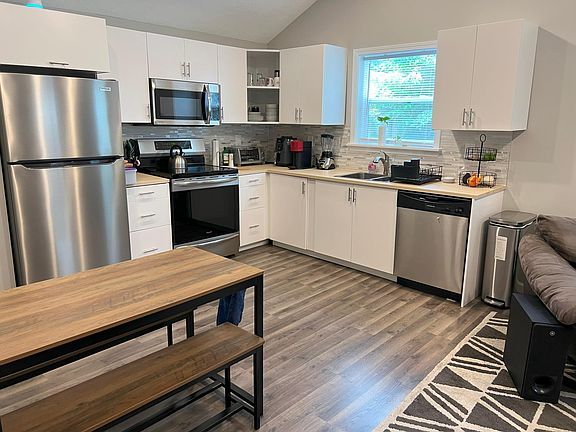 5th image of 1608 E 73rd St #3