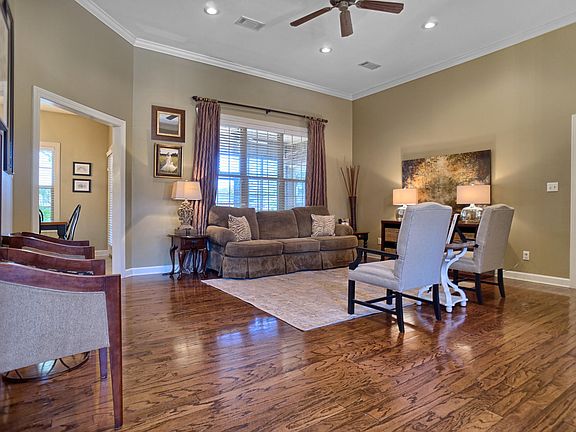 3rd image of 1308 Whippoorwill Ln