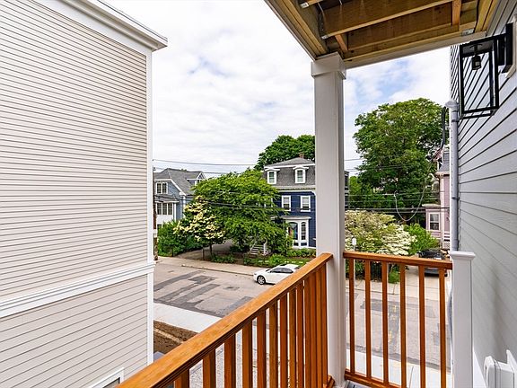 3rd image of 285-285 Lamartine St
