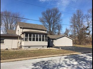 1550 Old Porter Rd, Porter, IN 46304