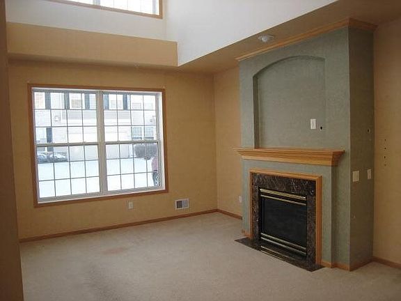 2nd image of 13825 52nd Avenue N