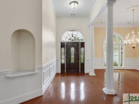 2nd image of 736 Southbridge Blvd