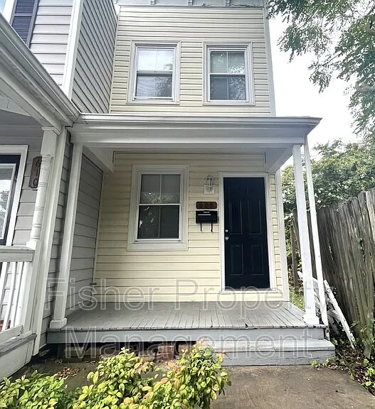 608 Albemarle St — Photo 1