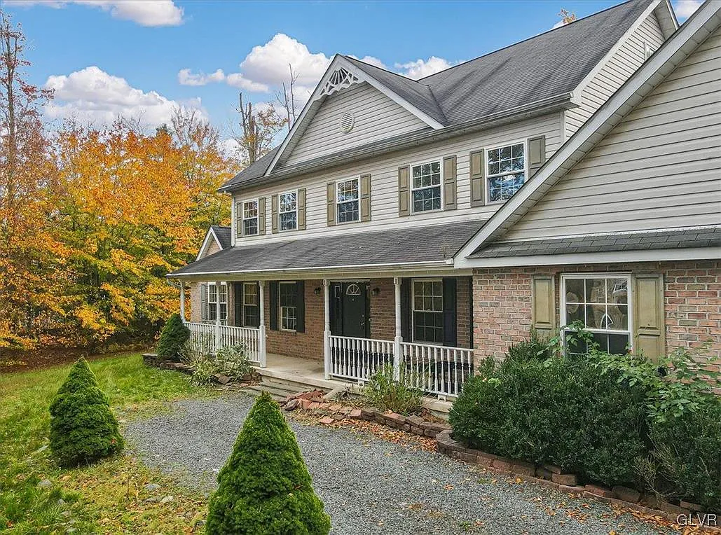 180 Scenic Dr photo 1