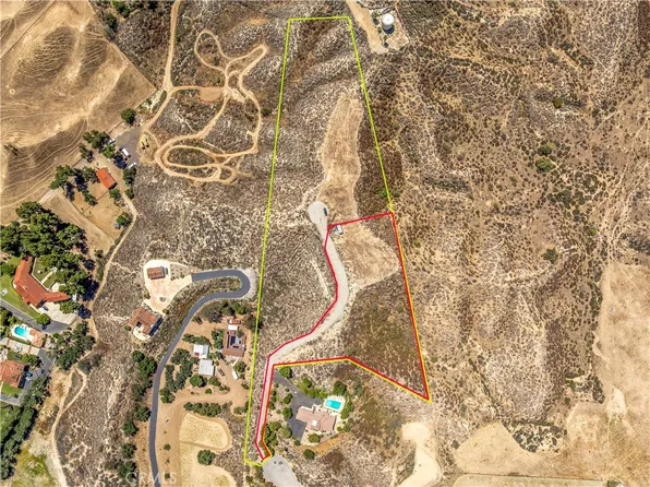 4020 Charlton Ave #9, Hemet, CA 92544
