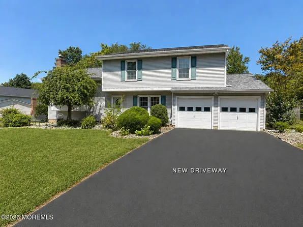 102 Fawn Drive, Matawan, NJ 07747