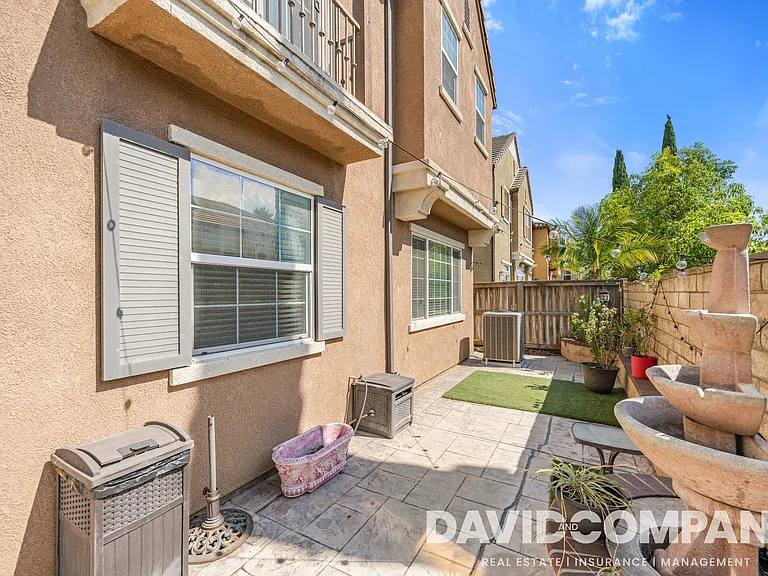 9105 Calvin Way — Photo 35