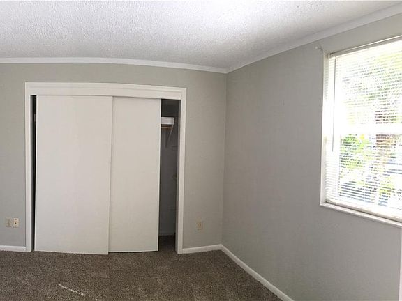 4th image of 2650 Teal Ave