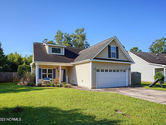 2nd image of 8791 Lanvale Oaks Drive NE