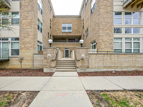 1550 North Warren AVENUE #105, Milwaukee, WI 53202