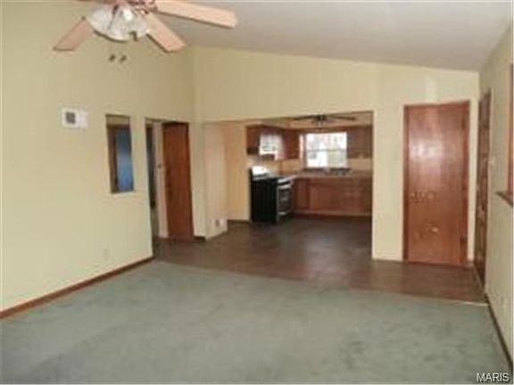 3rd image of 9528 W Milton Ave