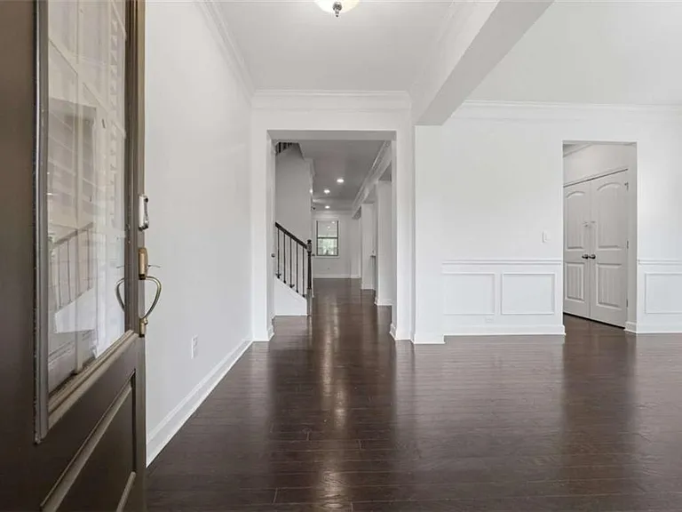 4865 Alexandria Ave — Photo 3