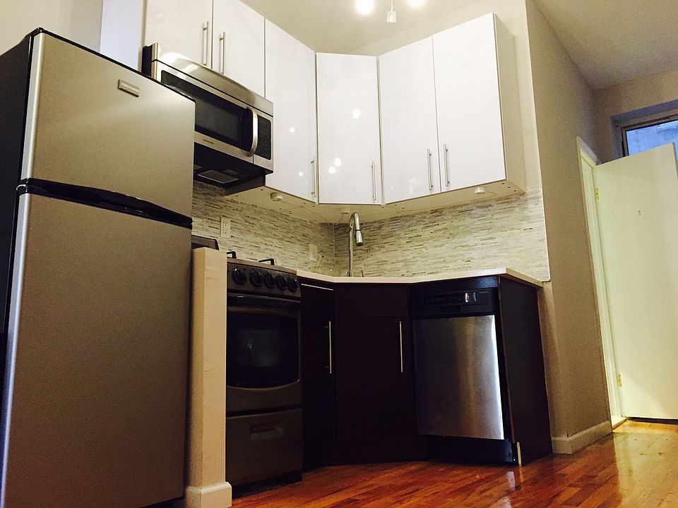 1st image of 158 Rogers Ave APT 1a