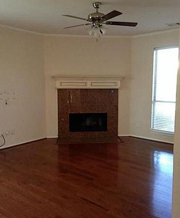 5th image of 9225 Longview Dr