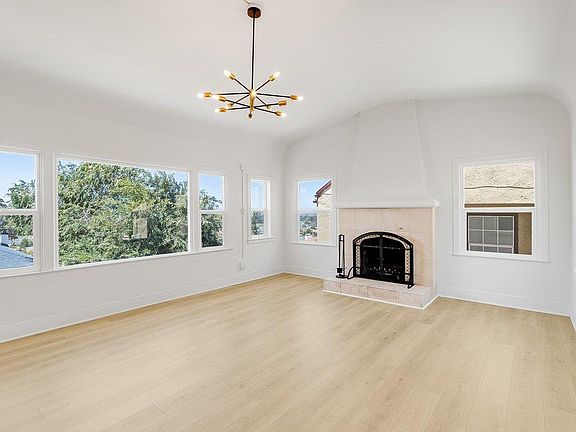 3rd image of 8227 Ney Ave