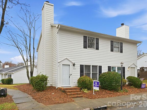 2nd image of 5918 Crape Myrtle Ln