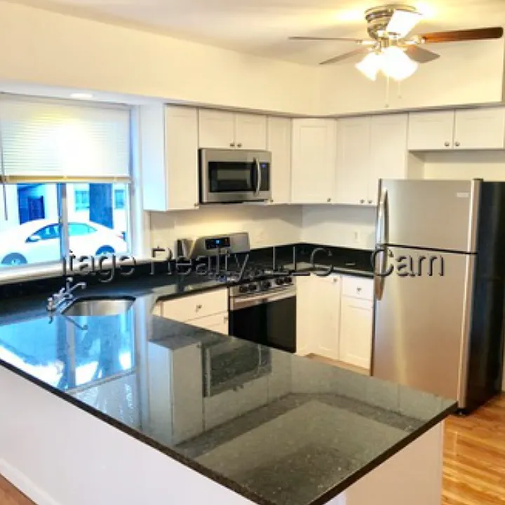 73 5th St #1