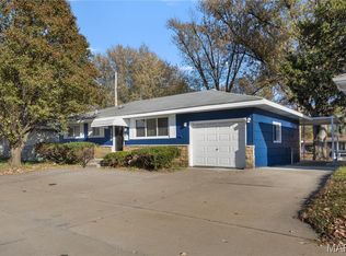 1700 Patterson Rd, Florissant, MO 63031