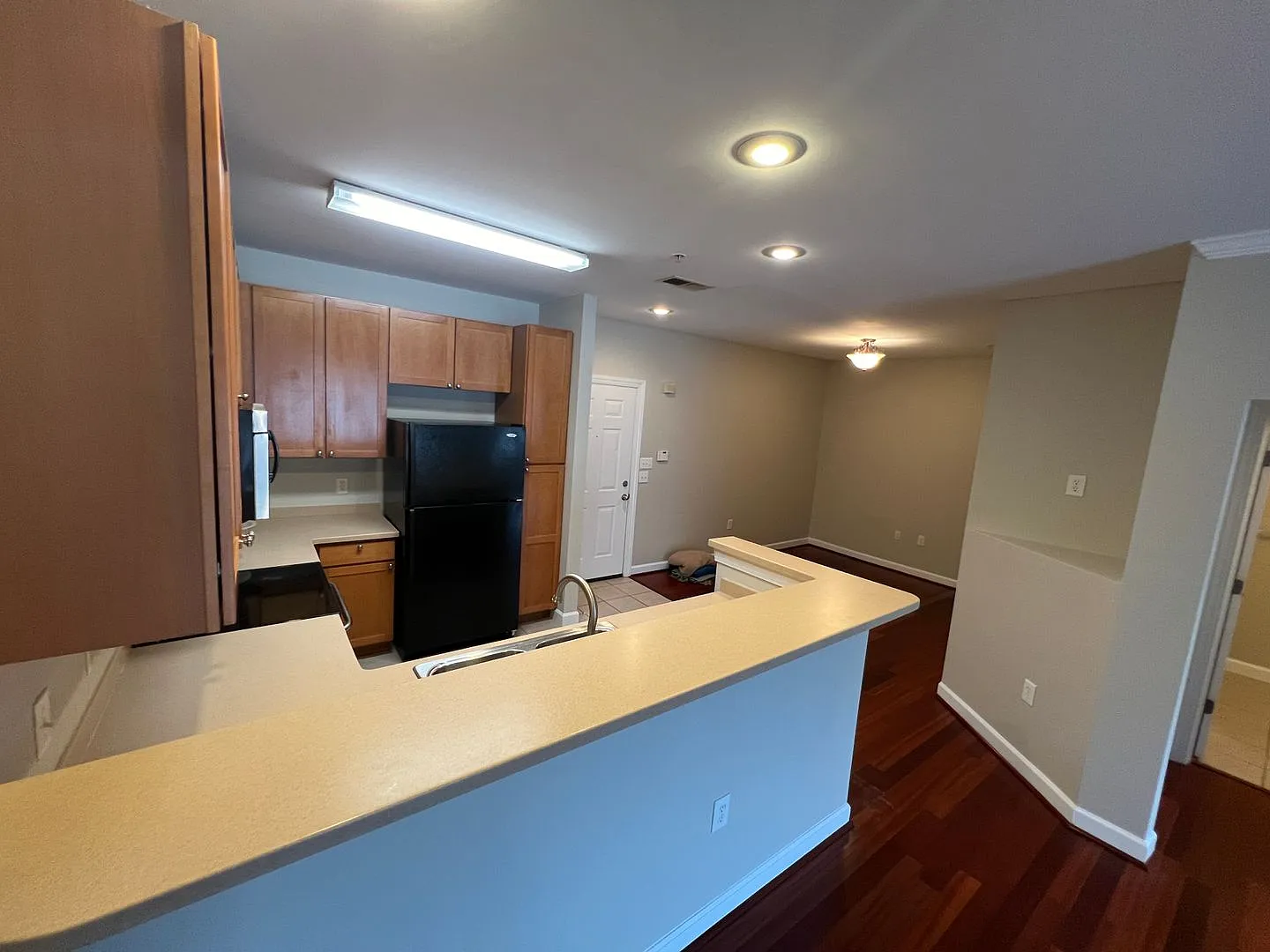 Bellingham Park 2 Bedroom Condo — Photo 4