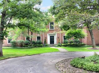 1331 Elm Tree Rd, Lake Forest, IL 60045