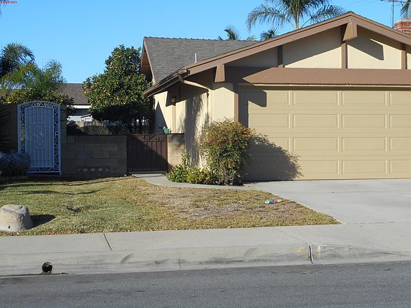 3rd image of 1605 Delamare Dr