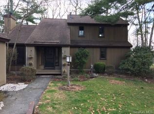 18 Byron Dr, Avon, CT 06001