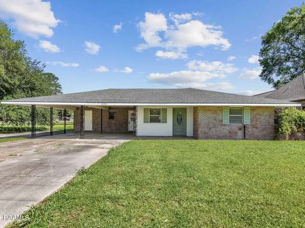 1370 W Clanton Ave, Eunice, LA 70535