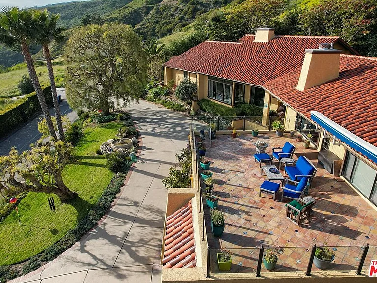4244 Avenida De La Encinal — Photo 3