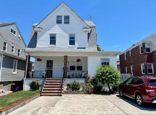 414 Beach 124 St, Rockaway Park, NY 11694
