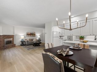 14302 Fairway Dr, Eden Prairie, MN 55344