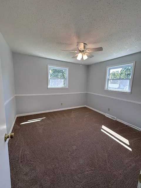 3 bed, 1134 sqft, $1,650 — Photo 4