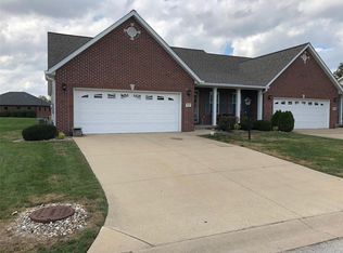 5232 Willis Ave, Godfrey, IL 62035