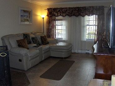 2nd image of Southview Ct