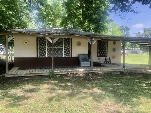 415 N Main St, Bremond, TX 76629