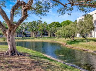 3301 NW 47th Ter APT 410, Lauderdale Lakes, FL 33319