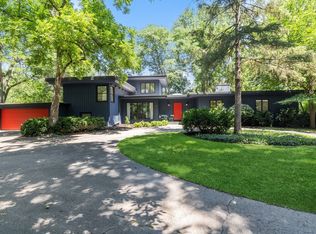 595 Laurie Ln, Northfield, IL 60093