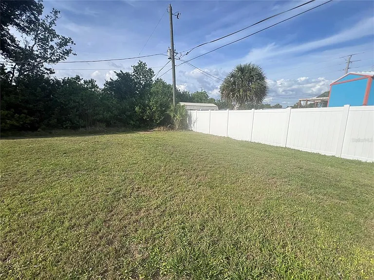 249 Seminole Blvd NW — Photo 38