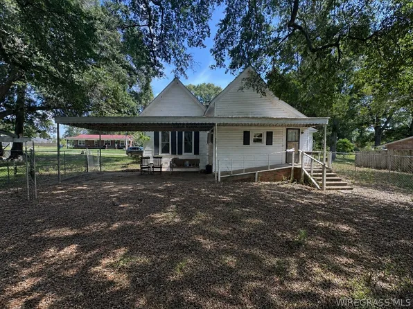 271 W Church St, Coffee Springs, AL 36318