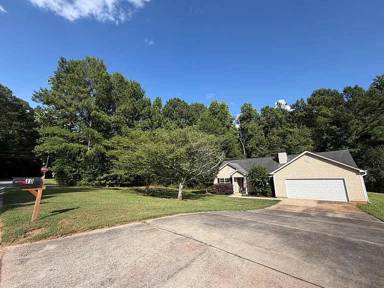 10 Walton Woods Ct — Photo 3