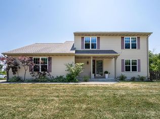 8771 S 76th St, Franklin, WI 53132