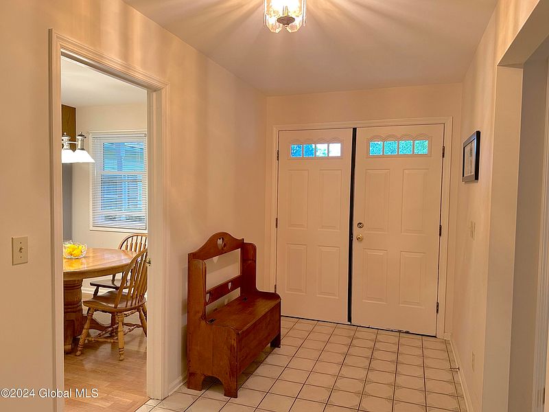 5th image of 13 Chestnut Lane