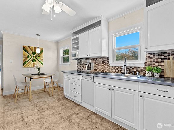 3rd image of 1507 S M Street