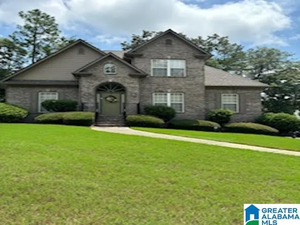 263 Kentwood Dr, Alabaster, AL 35007