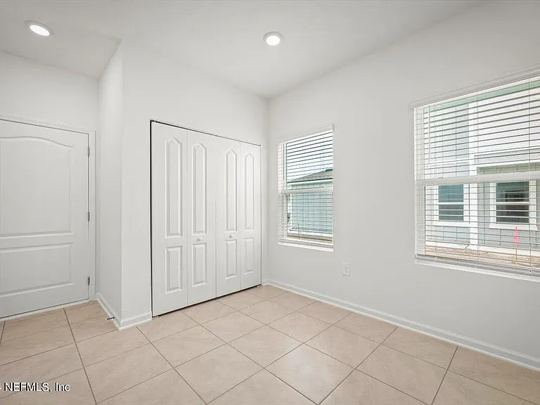 38 Tidal Beach Ave — Photo 7