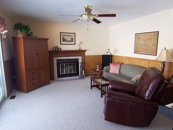 Warm and Comfortable Family Room
