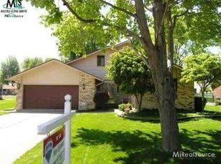 7309 Flamingo St, Algonac, MI 48001