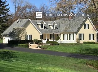 1860 Durham Dr, Inverness, IL 60067