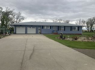 332 Cb Route Rd, Glendive, MT 59330