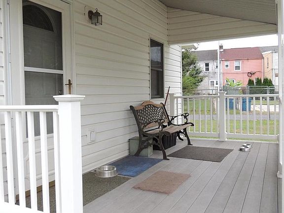 5th image of 40 Beech Ave
